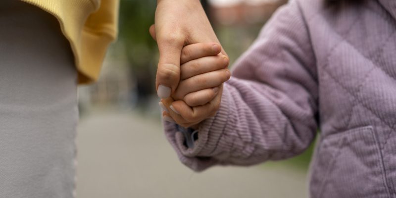 hands-holding-each-other-support